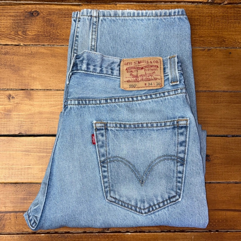 Levi's 550 Relaxed Jeans Men 34x30 Light Wash Denim Tapered Leg 2000s Classic